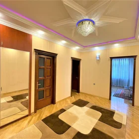 In Baku 130.0 m² apartment is for rent - Image 10