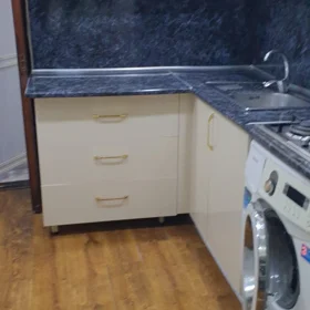 In Baku 95.0 m² apartment is for rent - Image 9