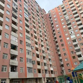 In Baku 110.0 m² apartment is for sale - Image 3