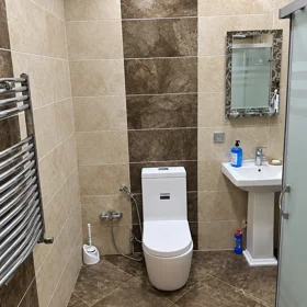 In Baku 110.0 m² apartment is for sale - Image 8