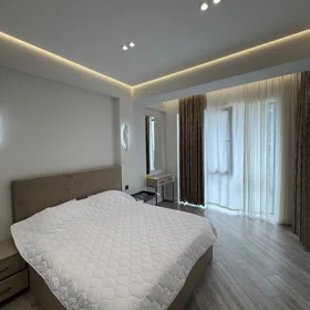 In Baku 88.0 m² apartment is for rent - Image 4