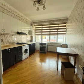 In Baku 102.0 m² apartment is for sale - Image 10