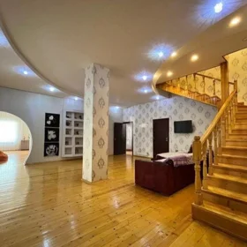 In Sabunçu rayonu 295.0 m² house with 8.0 rooms is for sale - Image 3