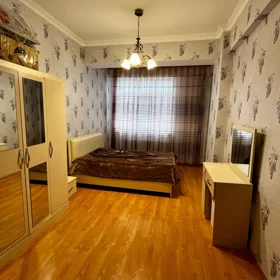 In Səbail rayonu 90.0 m² apartment is for rent - Image 2