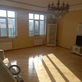 In Baku 120.0 m² apartment is for sale - Image 5