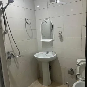 In Baku 65.0 m² apartment is for sale - Image 8