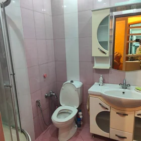 In Baku 60.0 m² apartment is for rent - Image 5