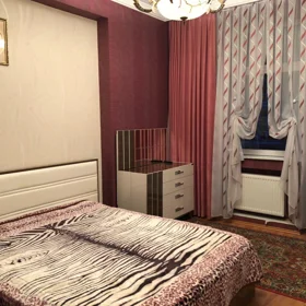 In Baku 100.0 m² apartment is for rent - Image 8