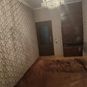 In Baku 70.0 m² apartment is for rent - Image 3