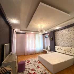 In Baku 135.0 m² apartment is for rent - Image 4