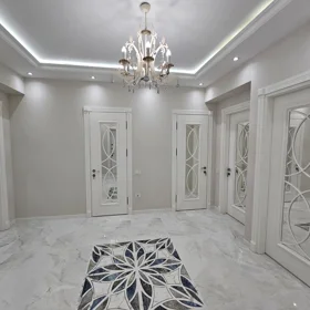 In Baku 110.0 m² apartment is for sale - Image 10