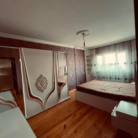 In Baku 90.0 m² apartment is for rent - Image 7