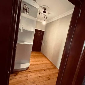In Baku 90.0 m² apartment is for rent - Image 10