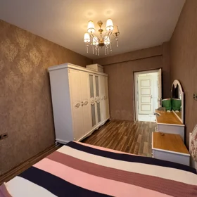 In Baku 80.0 m² apartment is for rent - Image 5