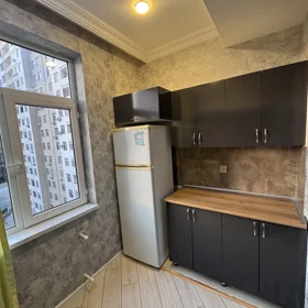 In Khirdalan 45.0 m² apartment is for rent - Image 9