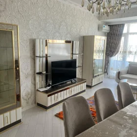 In Baku 110.0 m² apartment is for rent - Image 8