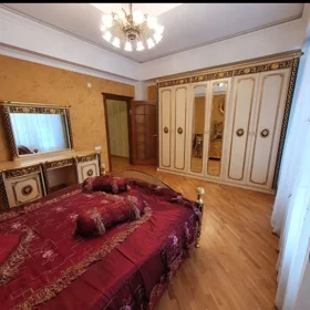 In Baku 100.0 m² apartment is for sale - Image 6