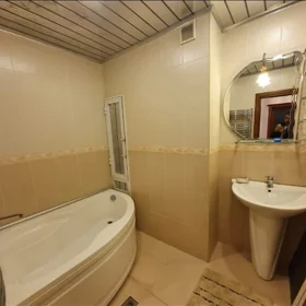In Baku 100.0 m² apartment is for sale - Image 9