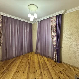 In nan 185.0 m² house with 5.0 rooms is for rent - Image 4