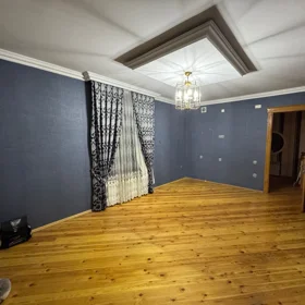 In nan 185.0 m² house with 5.0 rooms is for rent - Image 8
