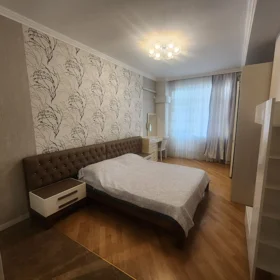 In Baku 175.0 m² apartment is for rent - Image 6
