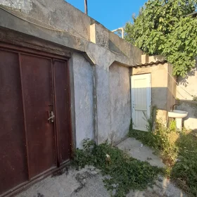 In Baku nan acre land is for sale - Image 3