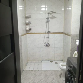 In Khirdalan 68.0 m² apartment is for sale - Image 10