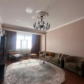 In Baku 115.0 m² apartment is for rent - Image 4