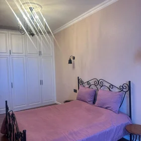 In Baku 115.0 m² apartment is for rent - Image 8