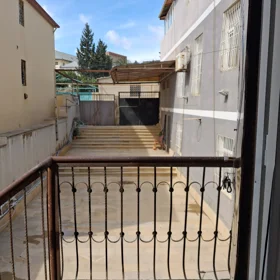 In Baku 220.0 m² house with 4.0 rooms is for rent - Изображение 3