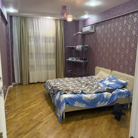 In Baku 100.0 m² apartment is for sale - Image 3