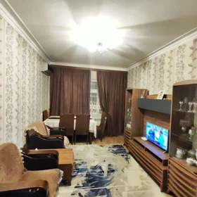 In Baku 65.0 m² apartment is for sale - Image 3