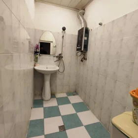 In Baku 65.0 m² apartment is for sale - Image 7