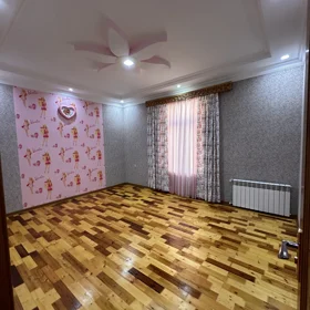 In nan 260.0 m² house with 5.0 rooms is for sale - Image 7