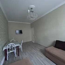 In Binəqədi rayonu 80.0 m² house with 3.0 rooms is for rent - Image 3