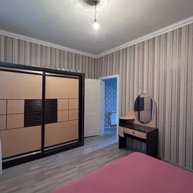 In Binəqədi rayonu 80.0 m² house with 3.0 rooms is for rent - Image 4
