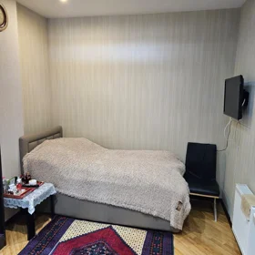 In Baku 100.0 m² apartment is for sale - Image 9