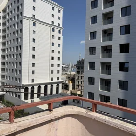 In Səbail rayonu 135.0 m² apartment is for rent - Image 2