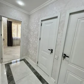 In Baku 65.0 m² apartment is for sale - Image 2