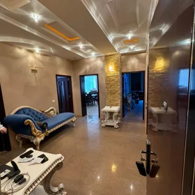 In Baku 120.0 m² apartment is for sale - Image 4