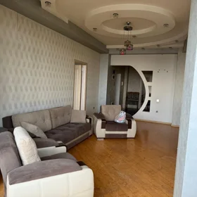 In Baku 130.0 m² apartment is for sale - Image 10