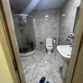 In Baku 80.0 m² apartment is for sale - Image 6
