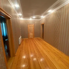 In Binəqədi rayonu 250.0 m² house with 4.0 rooms is for rent - Image 9