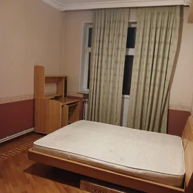 In Baku 100.0 m² apartment is for rent - Image 6