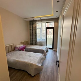 In Baku 62.0 m² apartment is for sale - Image 4