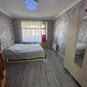 In Baku 85.0 m² apartment is for sale - Image 3