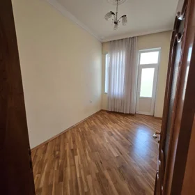 In Baku 180.0 m² house with 6.0 rooms is for rent - Image 6