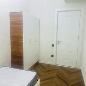 In Baku 100.0 m² apartment is for rent - Image 8