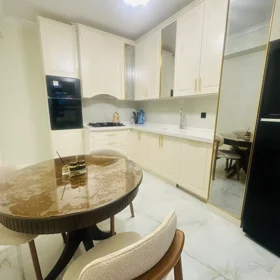 In Baku 100.0 m² apartment is for rent - Image 10