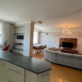 In Baku 158.0 m² apartment is for sale - Image 6